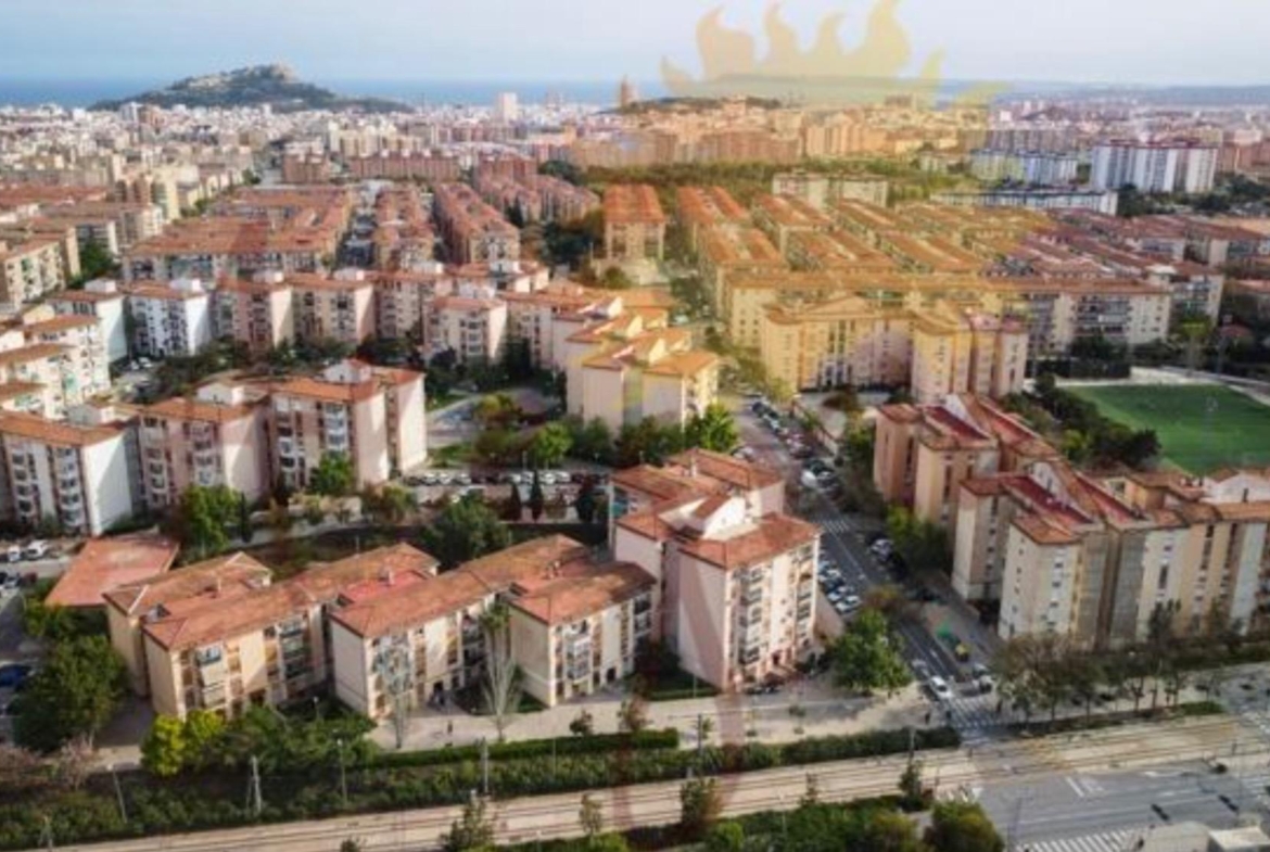 For Sale: Bright apartment in Alicante, Los Ángeles area