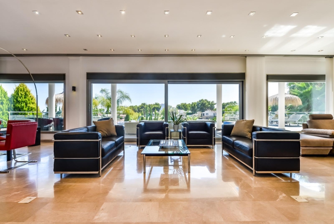 Modern and Luxurious Villa with Sea Views in Benissa 🌊