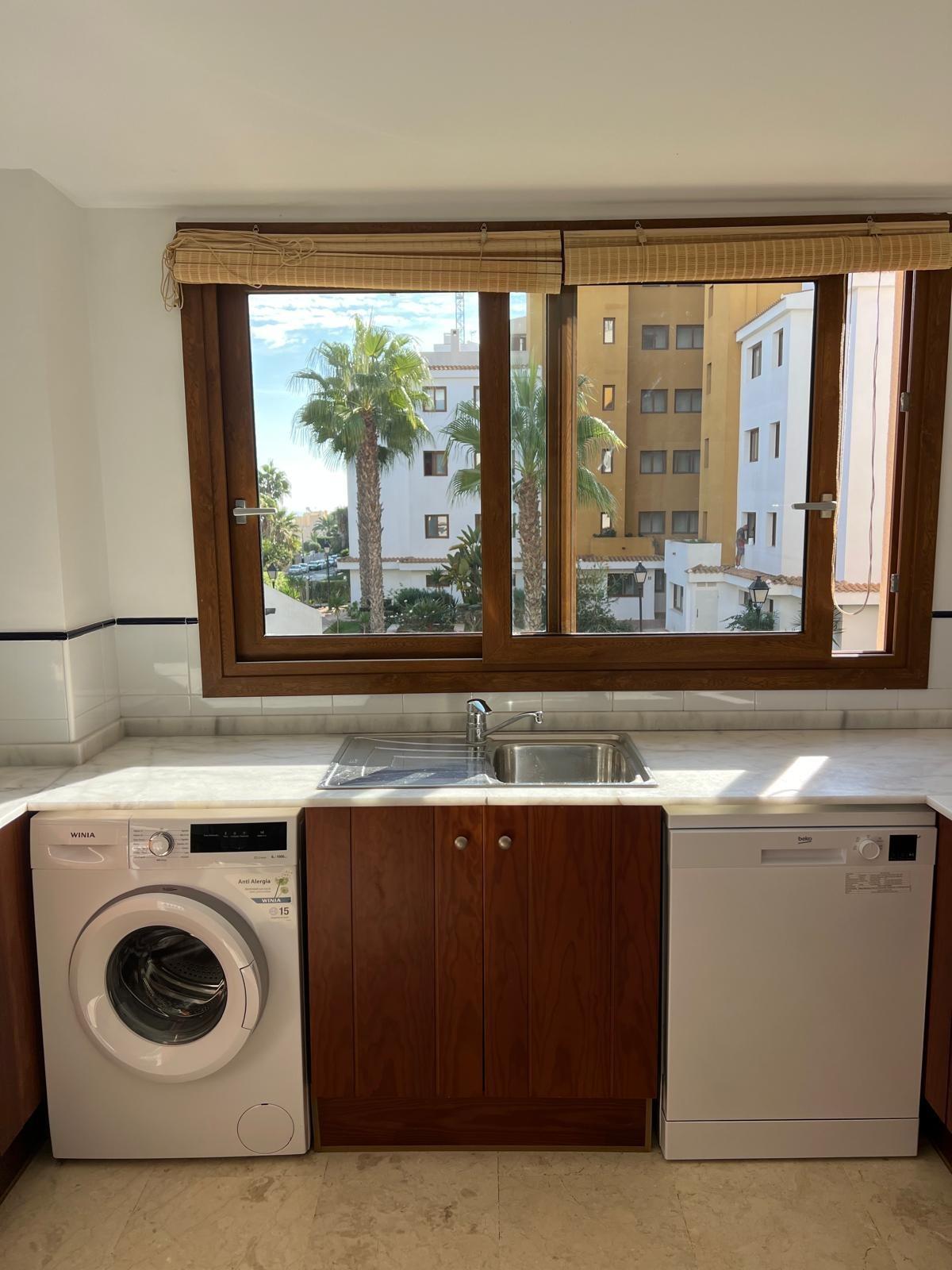 2-16-263 La Entrada ! Enorme apartamento en una de las mejores zonas de Costa Blanca !