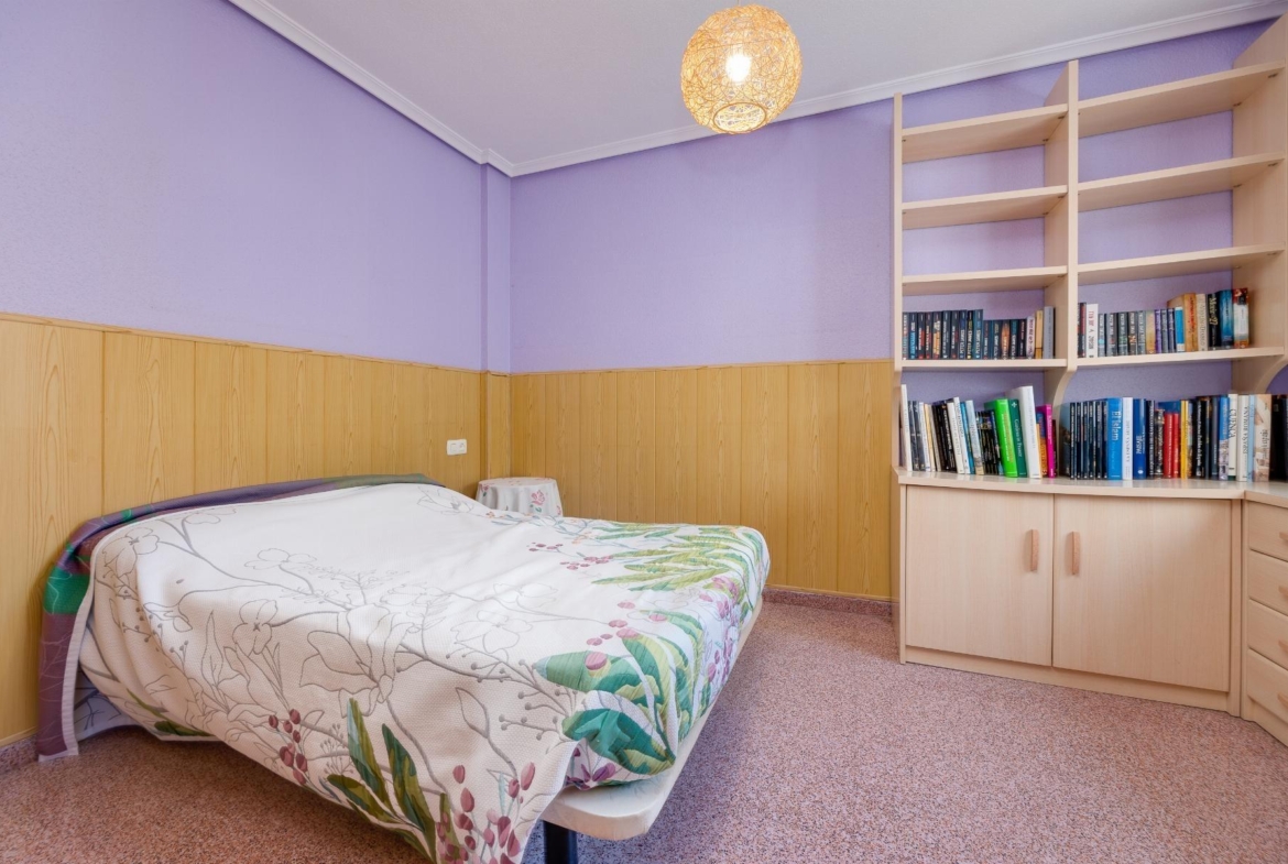 ÁTICO DE 2 HABITACIONES 2 BAÑOS Y AMPLIA TERRAZA