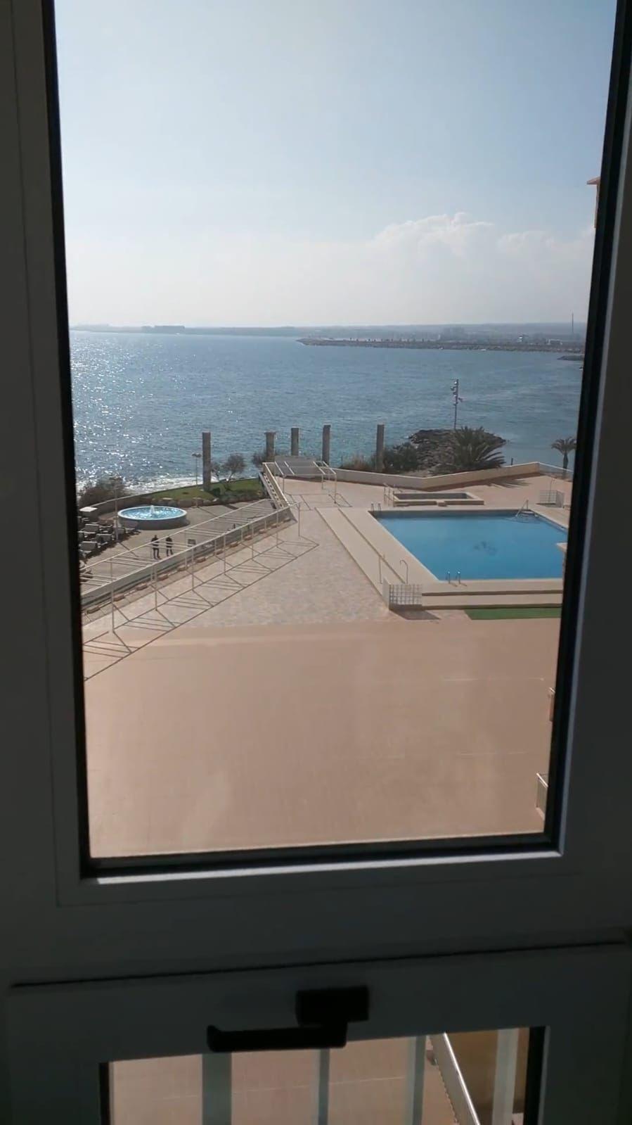 APATAMENTO CON VISTAS PANORAMICAS AL MAR FRONTAL Y LATERAL! 4 DORM. 2 BAÑOS. GARAJE+TRASTERO.