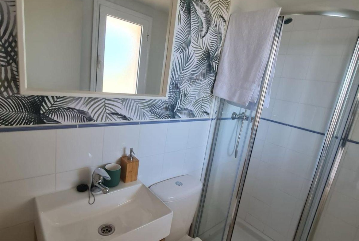 APATAMENTO CON PARKING+PISCINA EN ORIHUELA COSTA. 2 DORM. 2 BAÑOS. 85 M2.