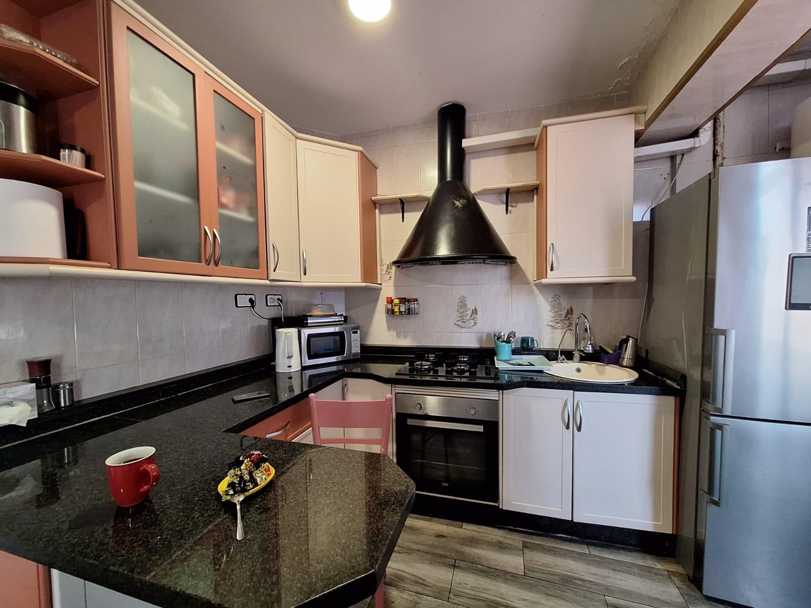 APPARTEMENT IN CAROLINAS ALTAS – BOULEVARD DEL PLA