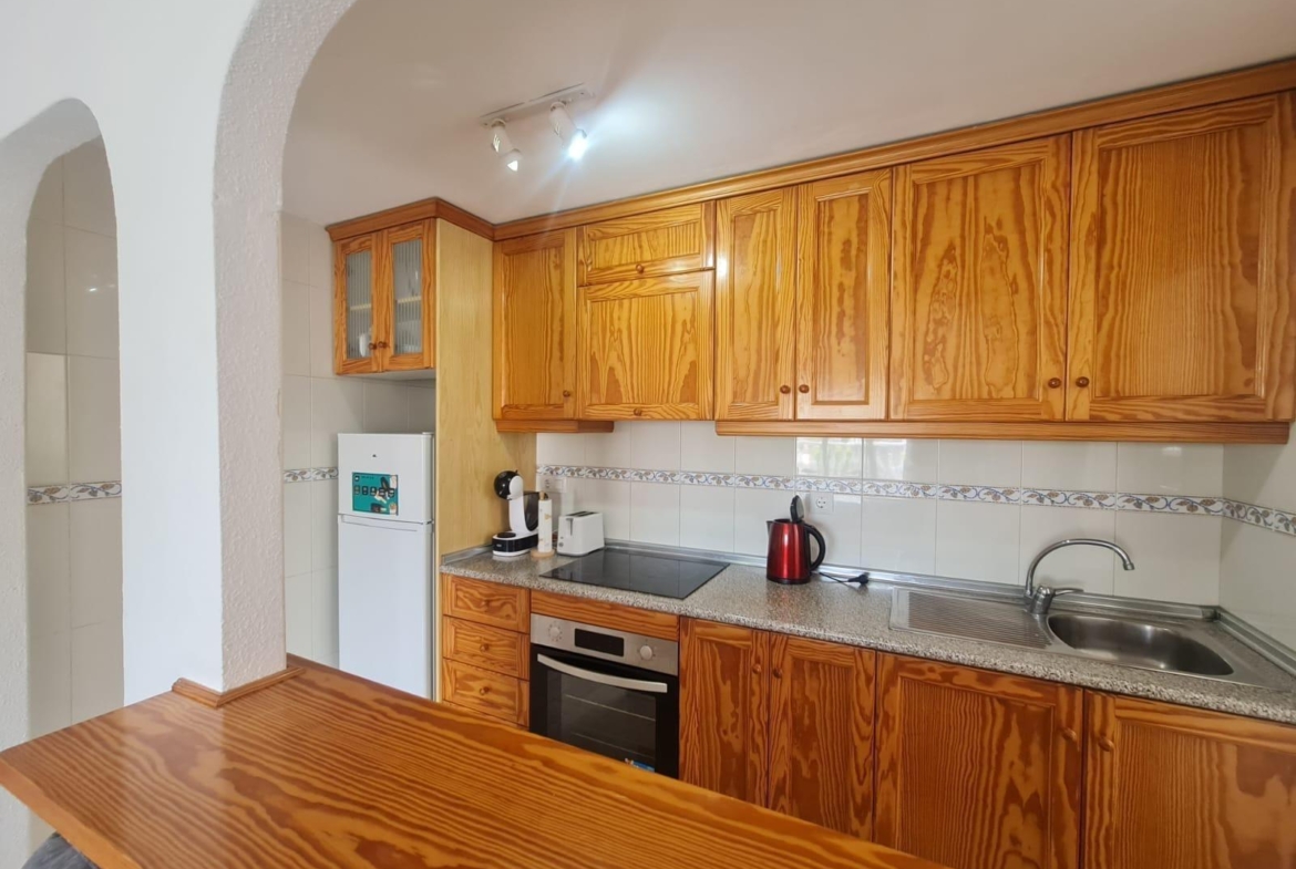 BUNGALOW PLANTA ALTA CON SOLÁRIUM EN ORIHUELA COSTA, ZENIAMAR I.