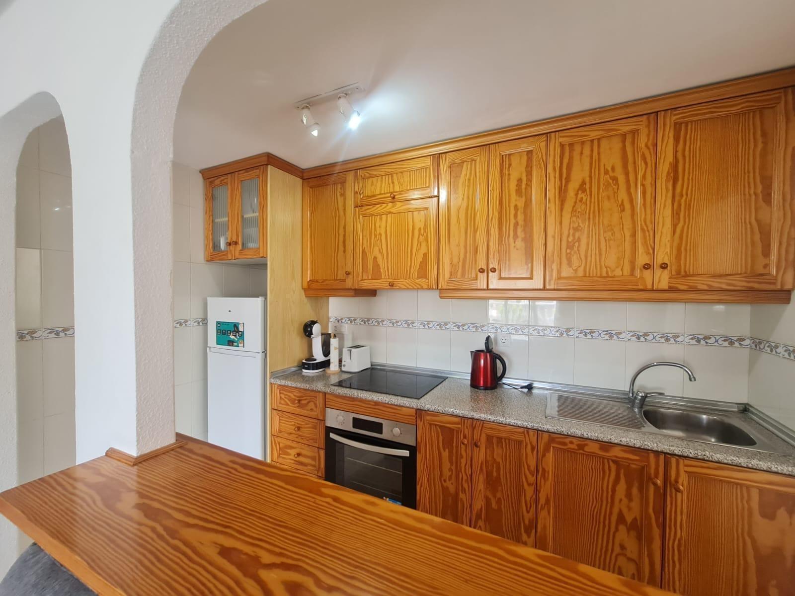 BUNGALOW PLANTA ALTA CON SOLÁRIUM EN ORIHUELA COSTA, ZENIAMAR I.
