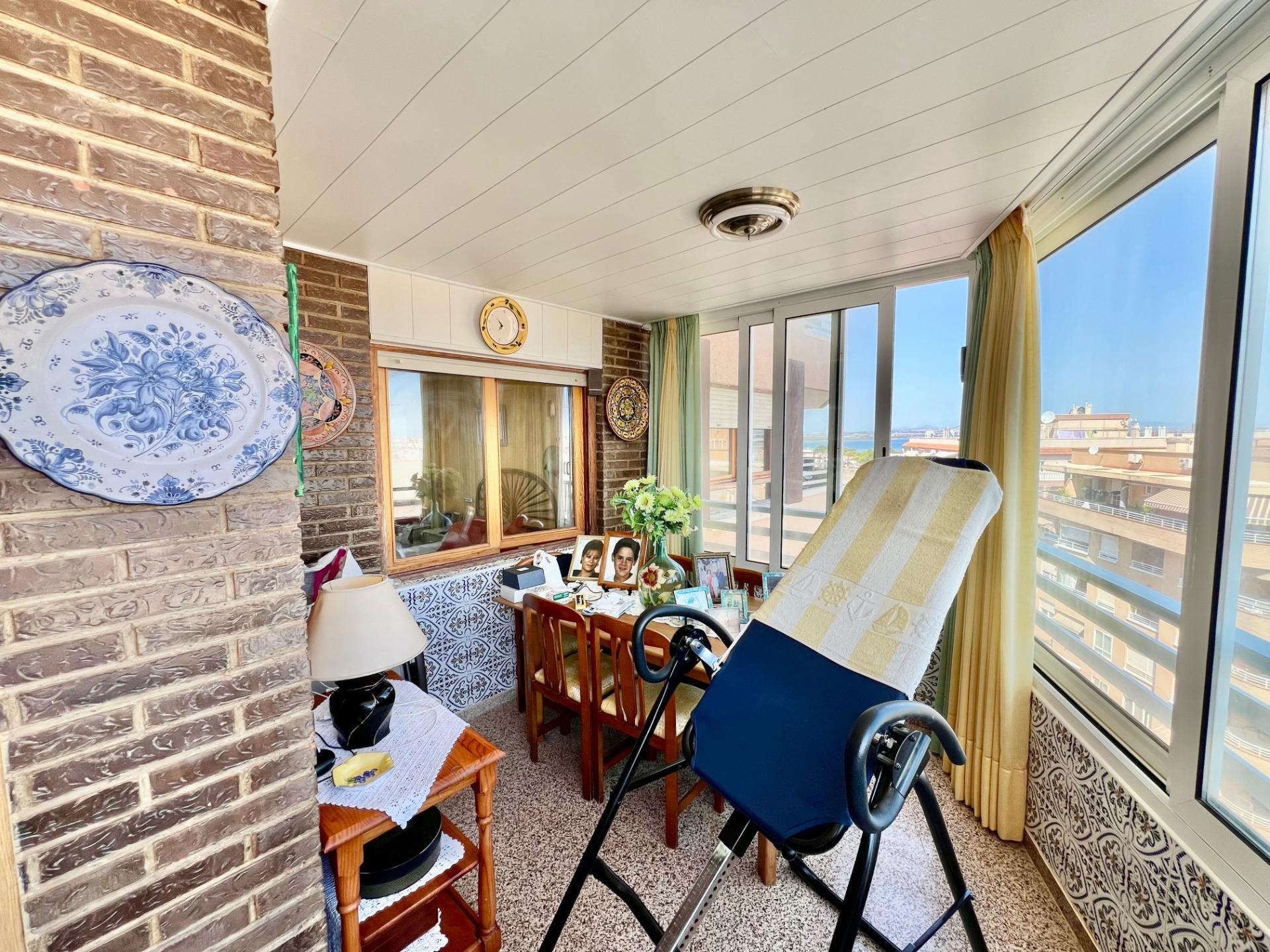 ESPACIOSO APARTAMENTO DE 3 HABITACIONES + PARKING + TRASTERO EN PLANTA 7 CON VISTAS AL MA