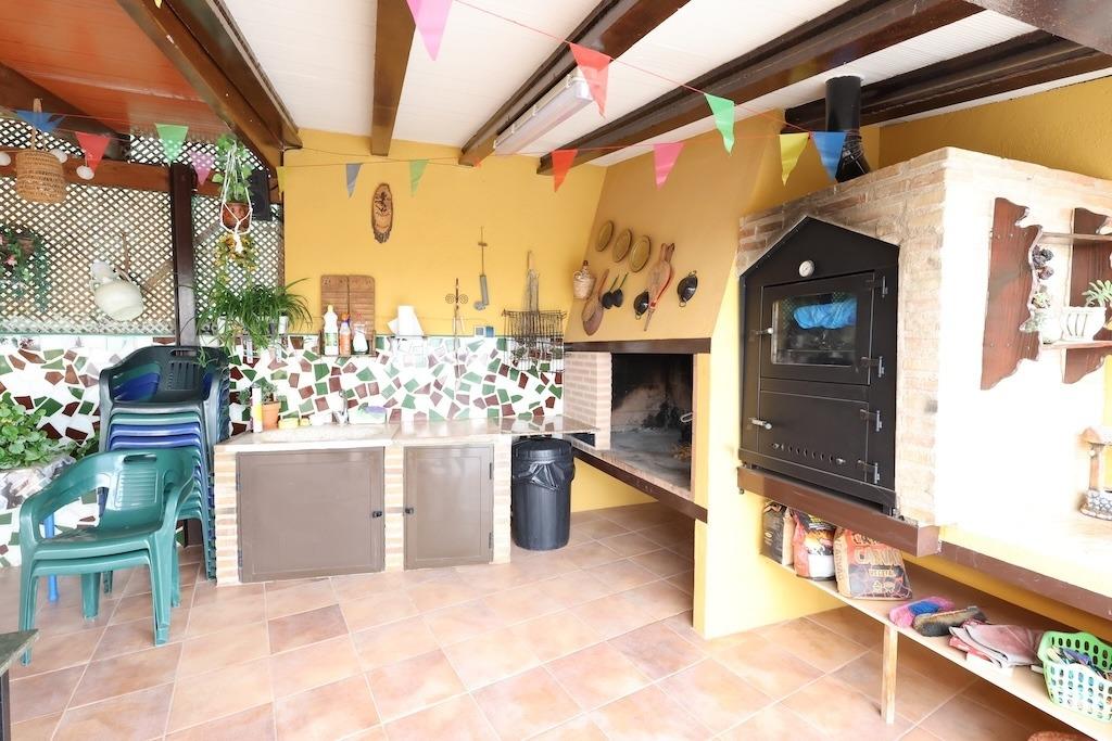 CASA EN FORTUNA CON 1000 M2 DE PARCELA Y SUPERFICIE DE 120 M2 DE CASA. 5 DORM. 3 BAÑOS.