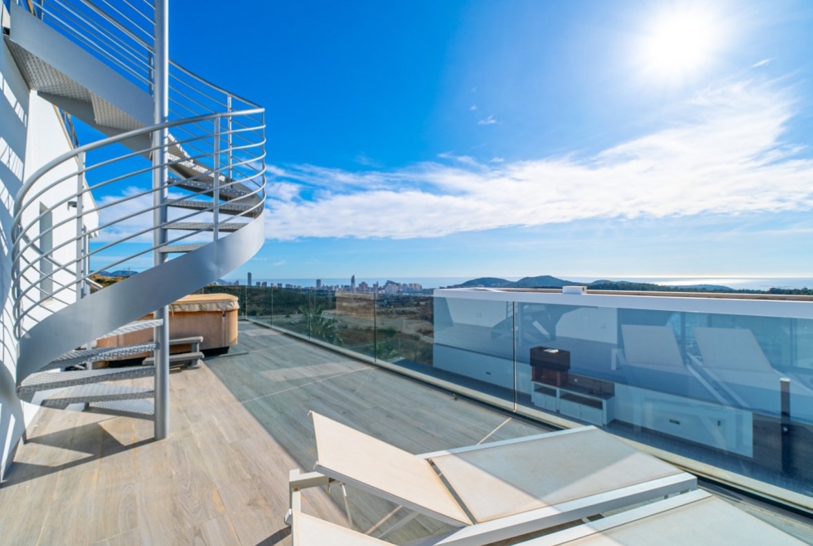 VILLA DE LUJO EN VENTA EN FINESTRAT – BALCON DE FINESTRAT