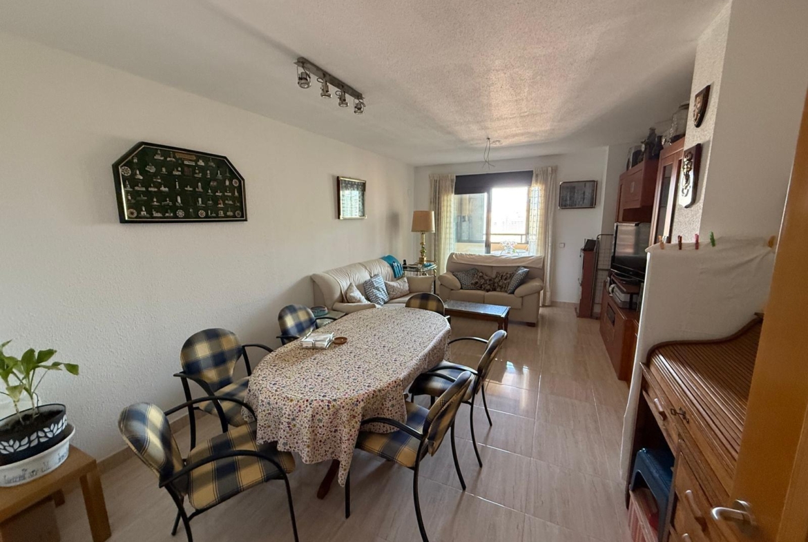 Ático Dúplex con Solárium Privado y Vistas a la Cala de Finestrat