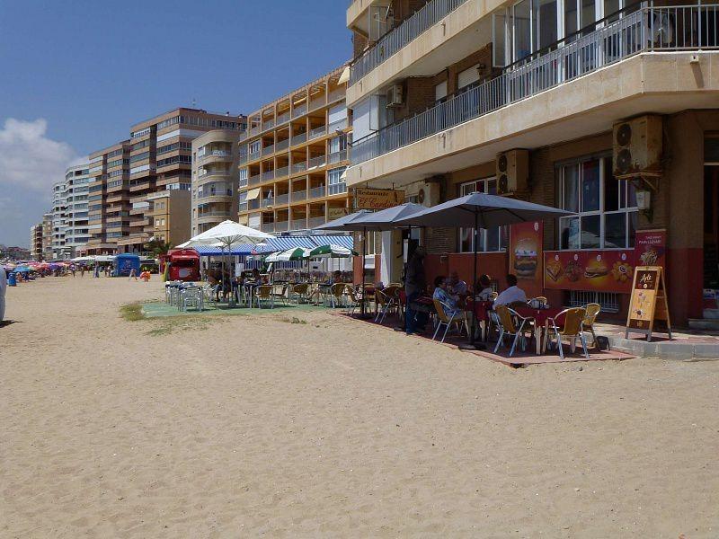 RESTAURANTE EN TORREVIEJA EN LA PRIMERA LINEA DE PLAYA