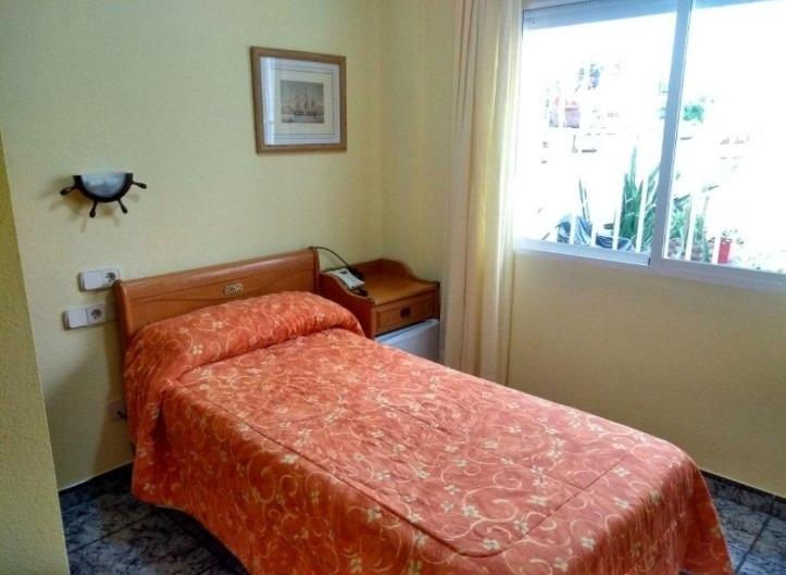 HOTEL CON RESTAURANTE EN VENTA.