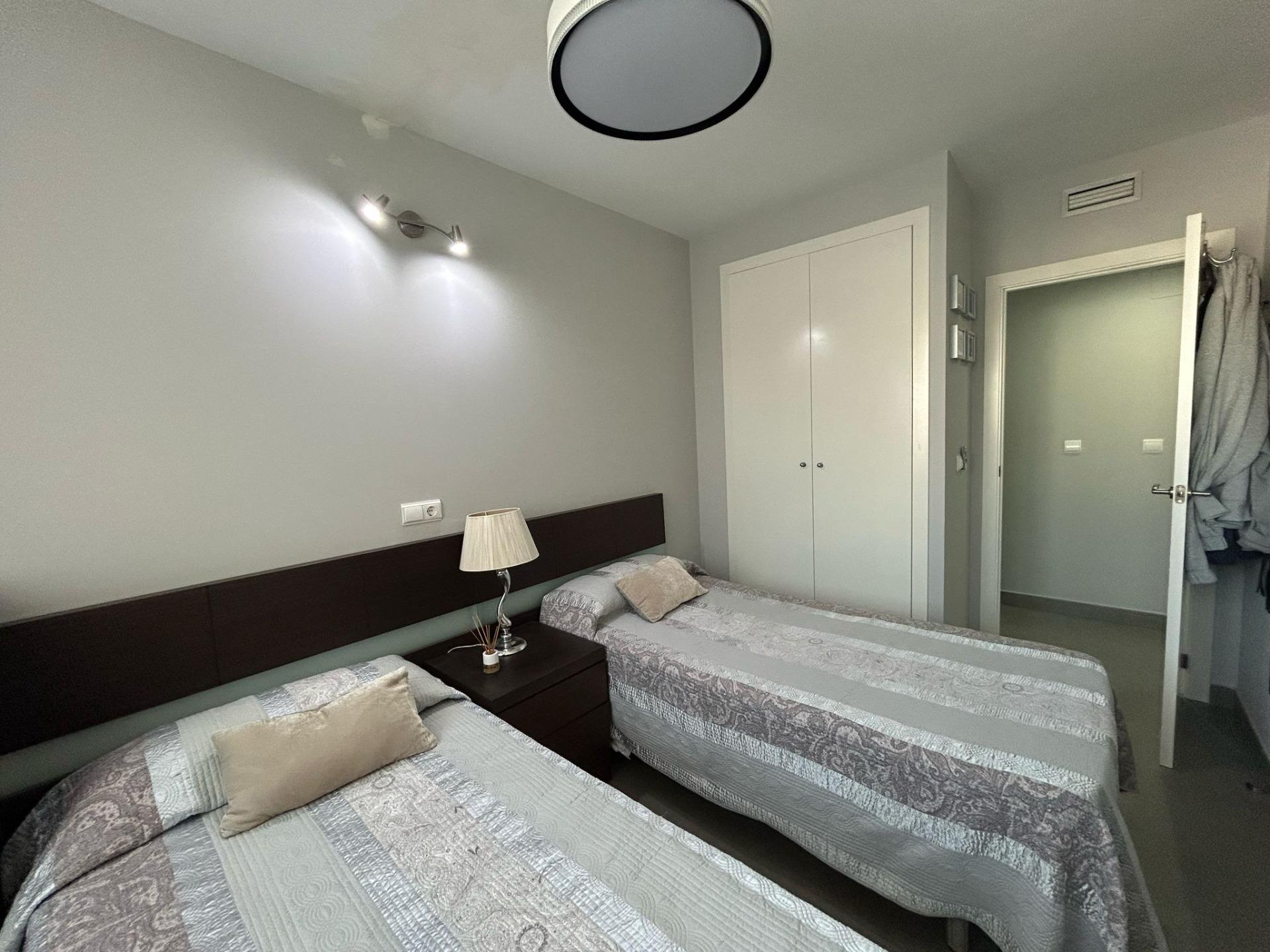 2-18-139 Luxe Penthouse in Cala de Finestrat: Een droom aan de Middellandse Zee