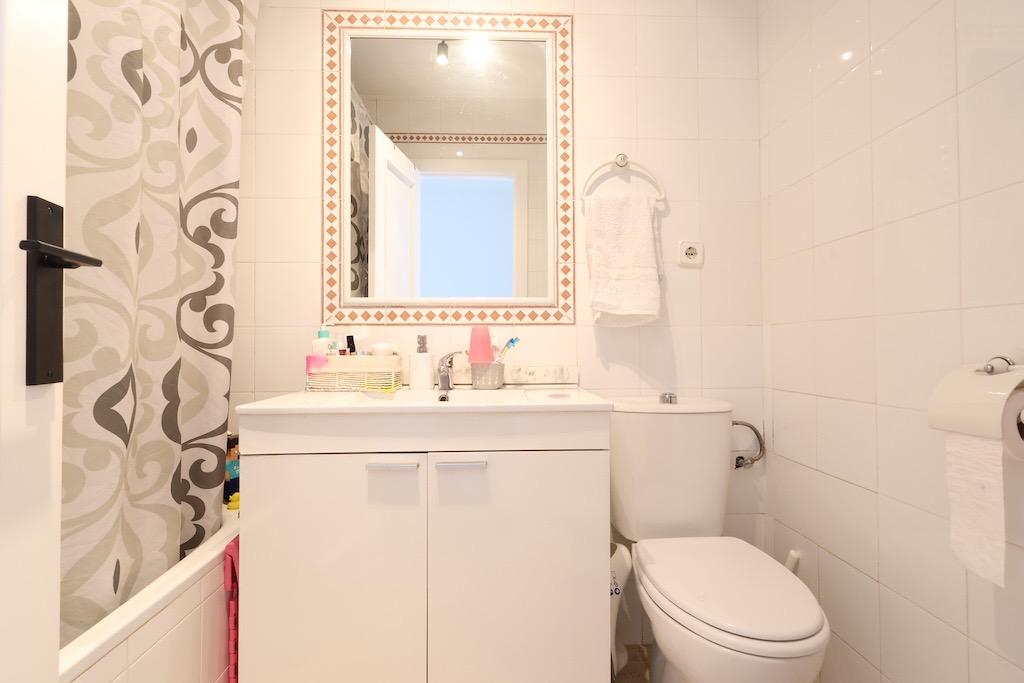 Torre de la Horadada duplex townhouse located directly in front of the communal pool