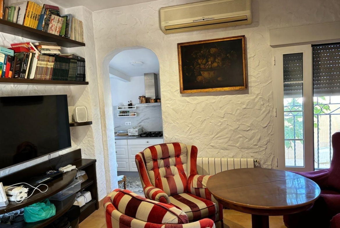 VILLA ESTILO MEDITERRANEO CON PISCINA PRIVADA.