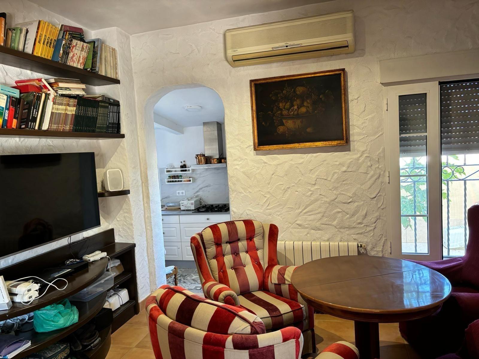 VILLA ESTILO MEDITERRANEO CON PISCINA PRIVADA.
