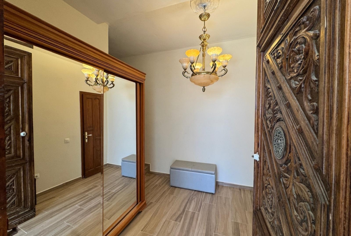 VILLA DE LIJO EN CAMPOAMOR CON 639 M2 DE CASA. PARCELA 800 M2. PISCINA PROPIA. 5 DORM. 4 BAÑOS. PLAYA A 650 METROS.
