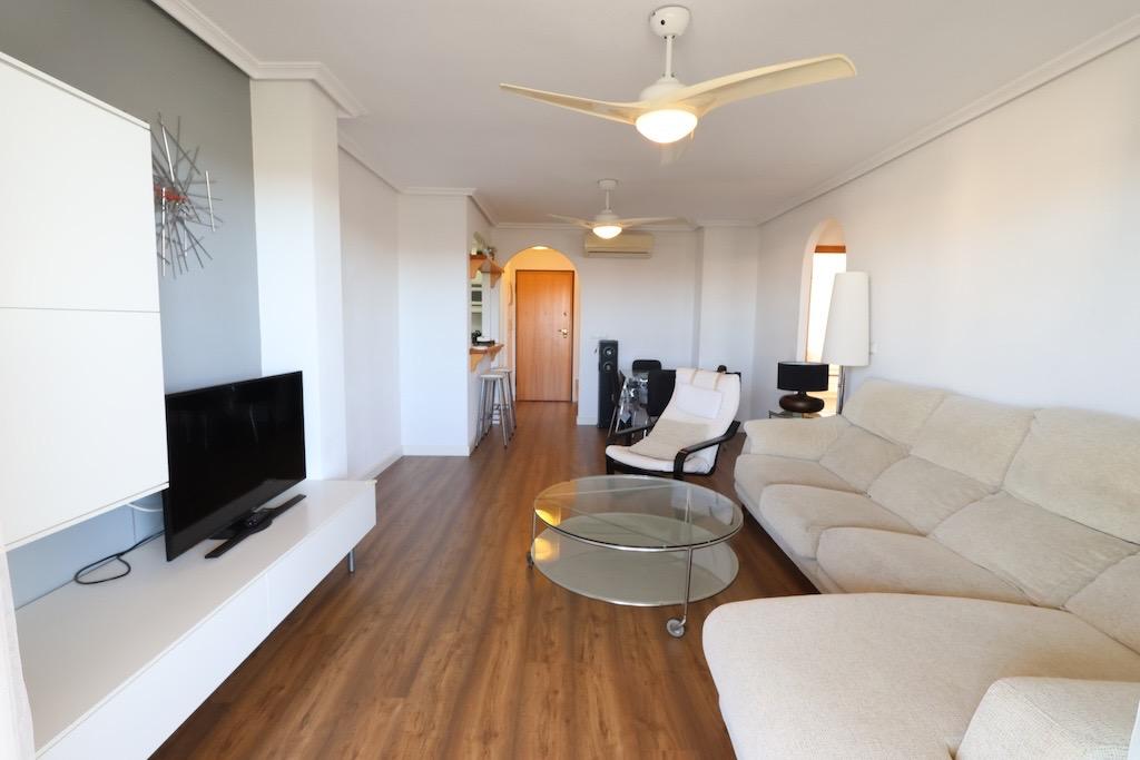 Mil Palmeras – Penthouse with Sea Views Just 150 Meters from the Beach