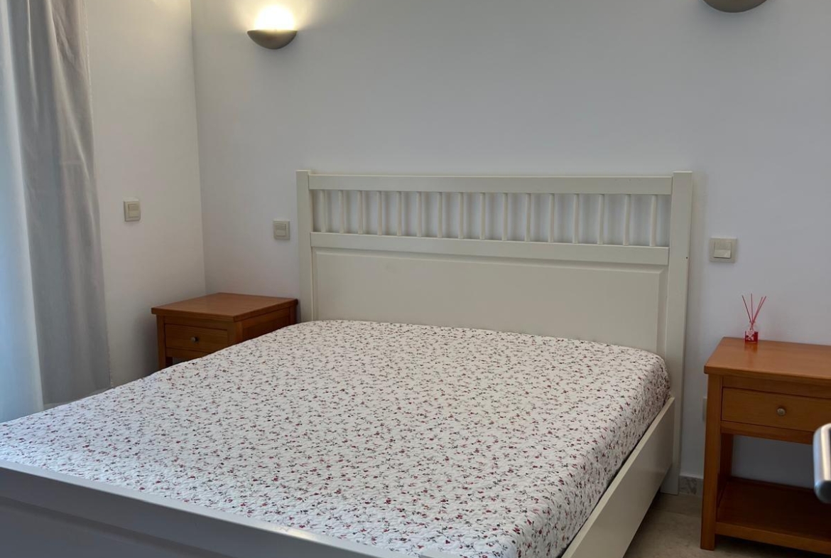 La Entrada ! Enorme apartamento en una de las mejores zonas de Costa Blanca !