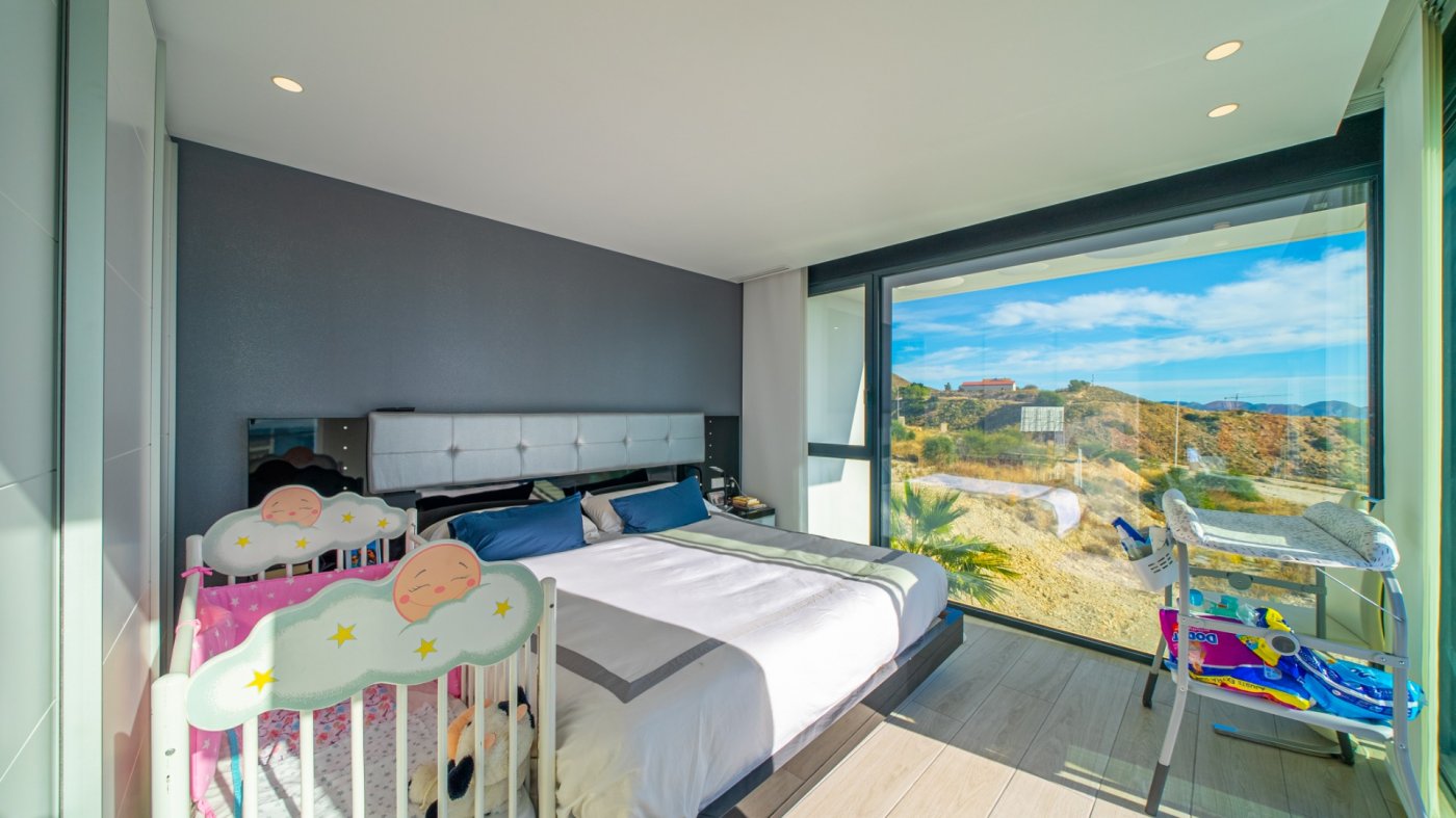 VILLA DE LUJO EN VENTA EN FINESTRAT – BALCON DE FINESTRAT