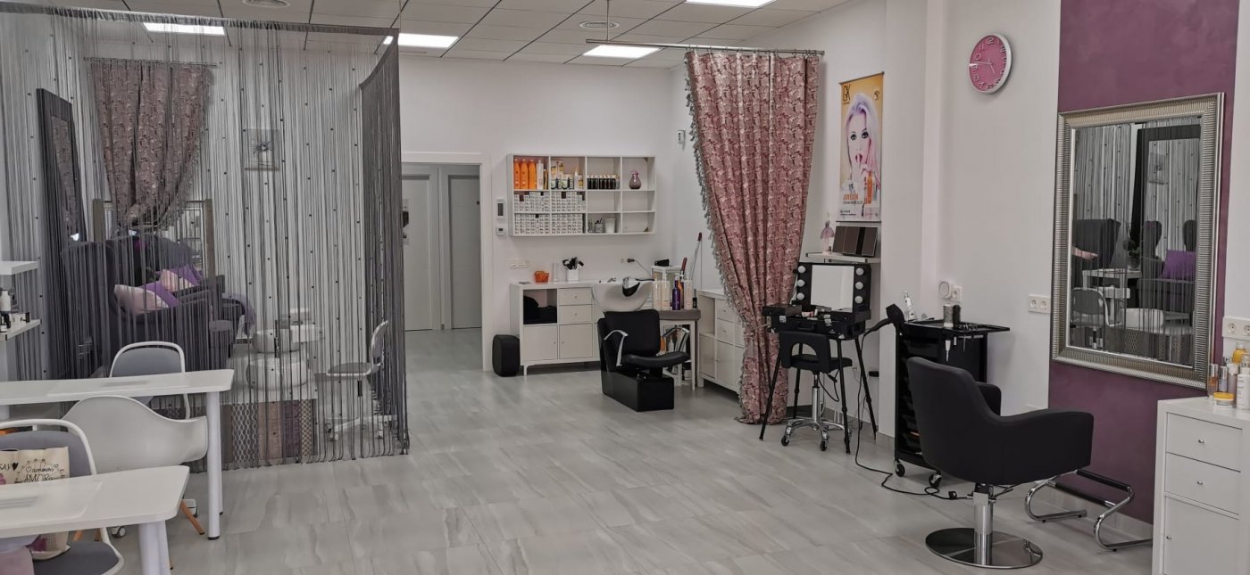 2-18-8 COMMERCIAL PREMISES IN LA ZENIA