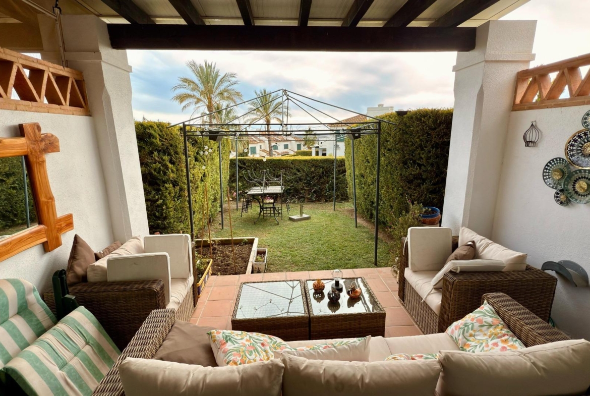 🌿✨ Charming Bungalow in Sierra Cortina ✨🏡