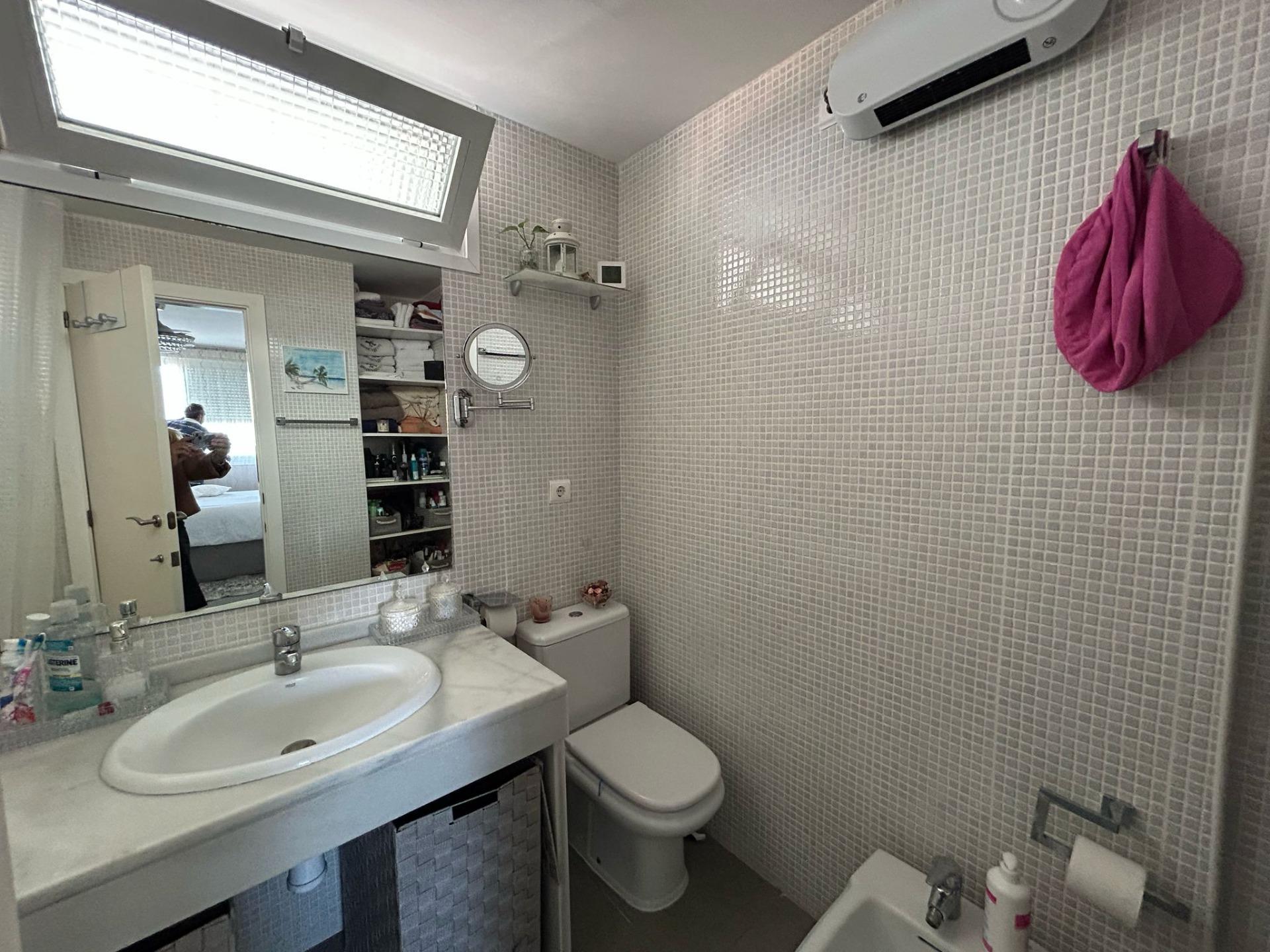 2-19-131 Luxe Penthouse in Cala de Finestrat: Een droom aan de Middellandse Zee