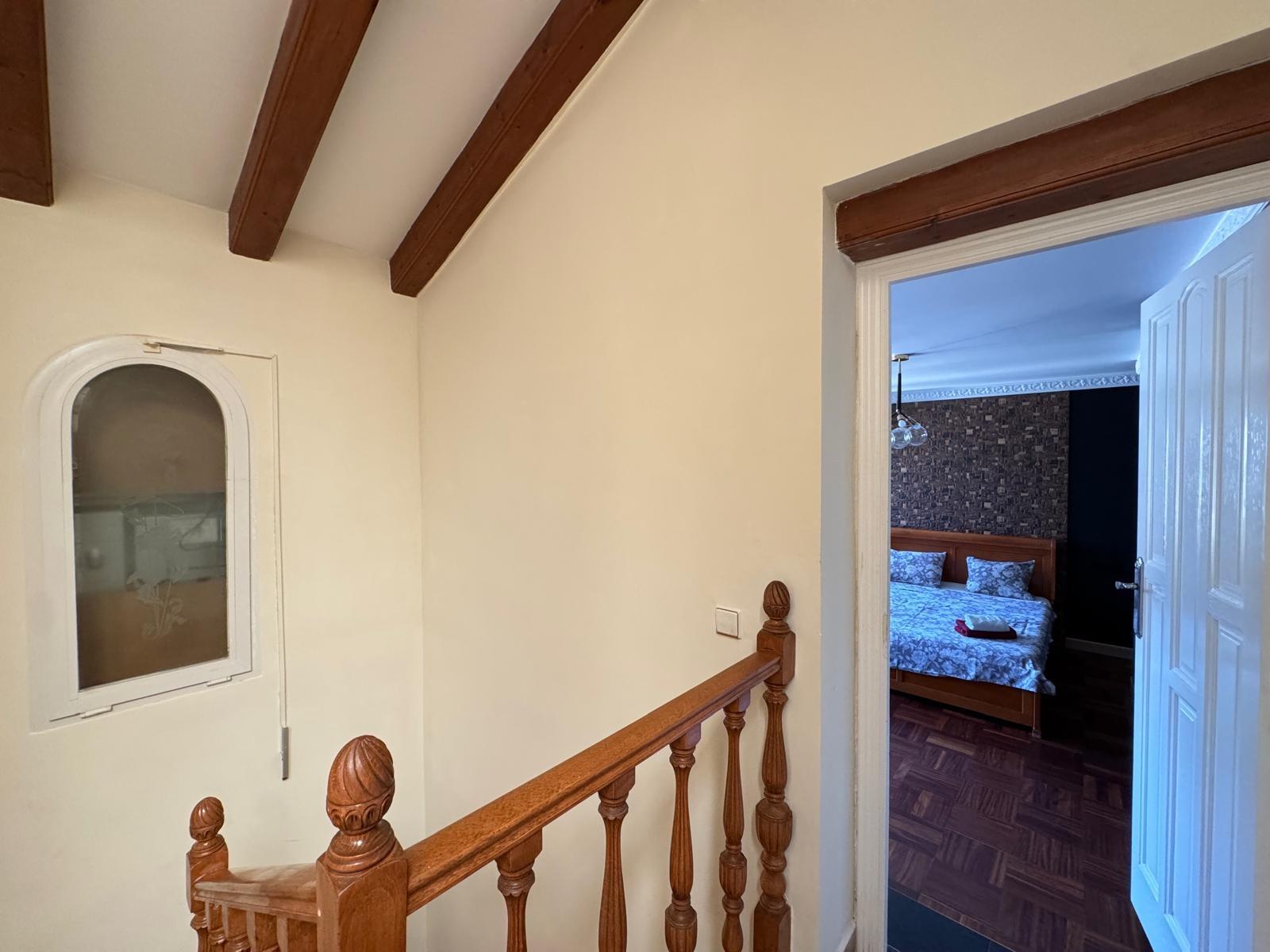 2-19-158 VILLA DE LIJO EN CAMPOAMOR CON 639 M2 DE CASA. PARCELA 800 M2. PISCINA PROPIA. 5 DORM. 4 BAÑOS. PLAYA A 650 METROS.
