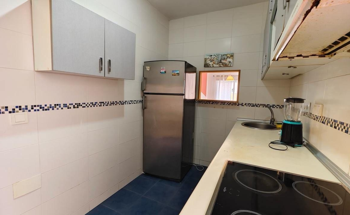 APPARTAMENTO A 300 METROS DE PLAYA CON 3 DORM. 2 BAÑOS CON SUPERFICIE DE 108 M2.