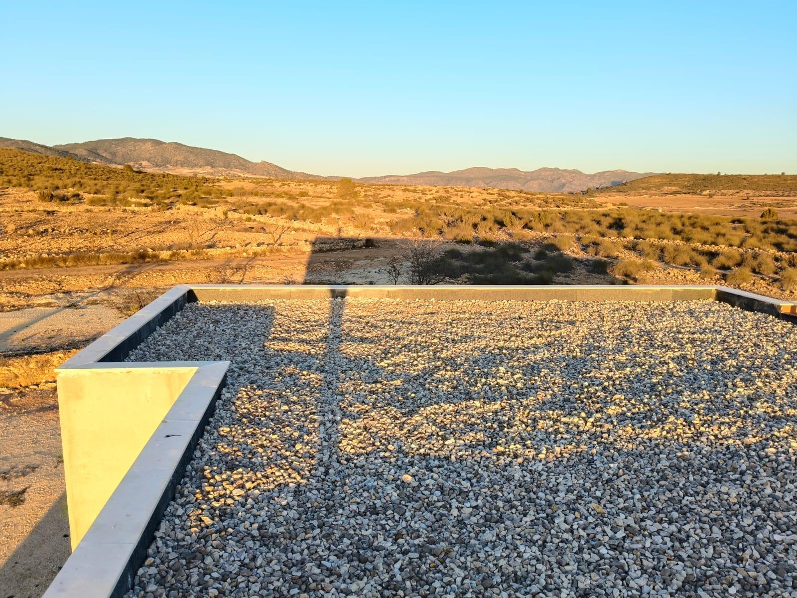 Amplia Villa Unifamiliar Independiente OBRA NUEVA con Piscina en Entorno Natural con calidades de Lujo