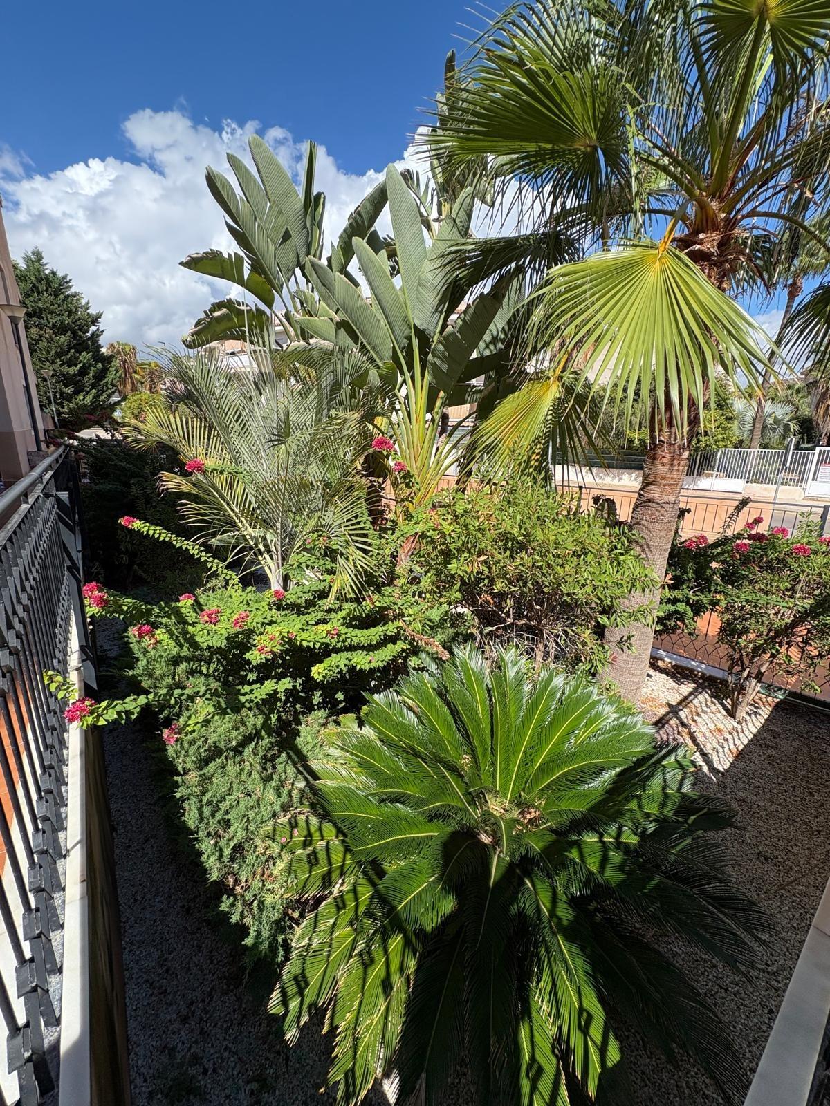 2-19-219 Your New Penthouse in Águilas Awaits You! 🏖️🌅 2 beds 1 bath pool and garage with sea and mountain