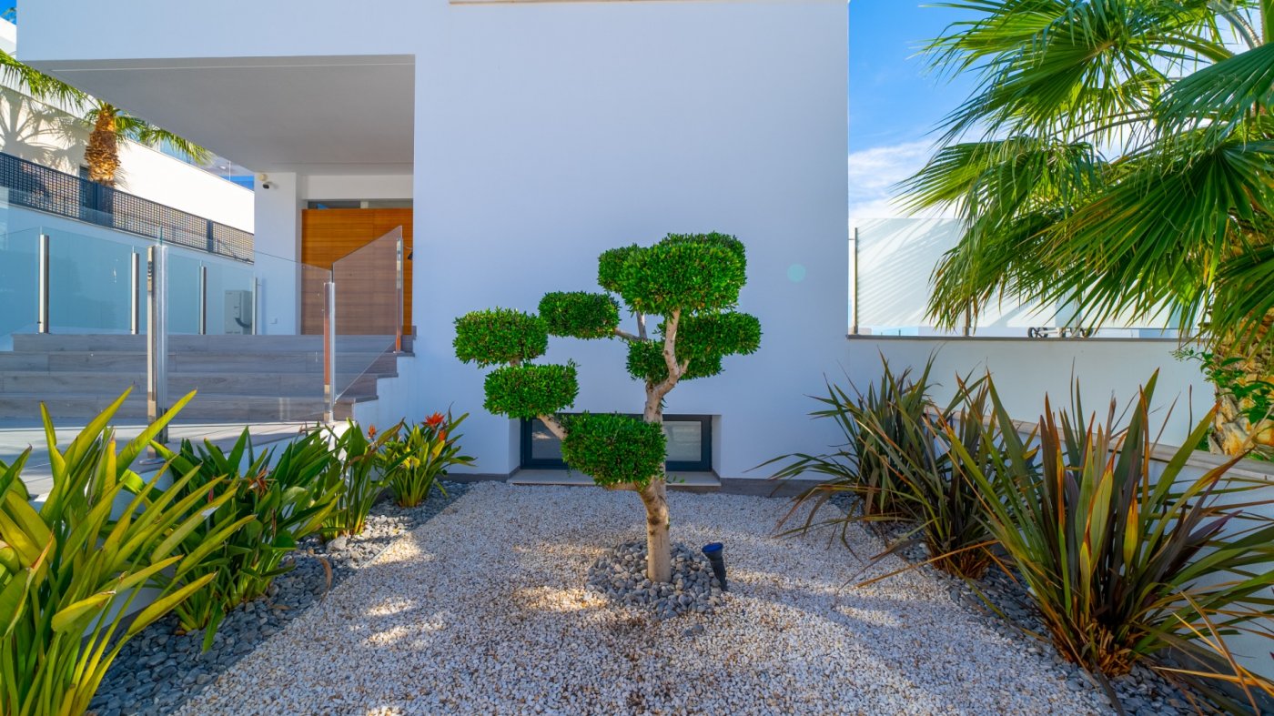 VILLA DE LUJO EN VENTA EN FINESTRAT – BALCON DE FINESTRAT