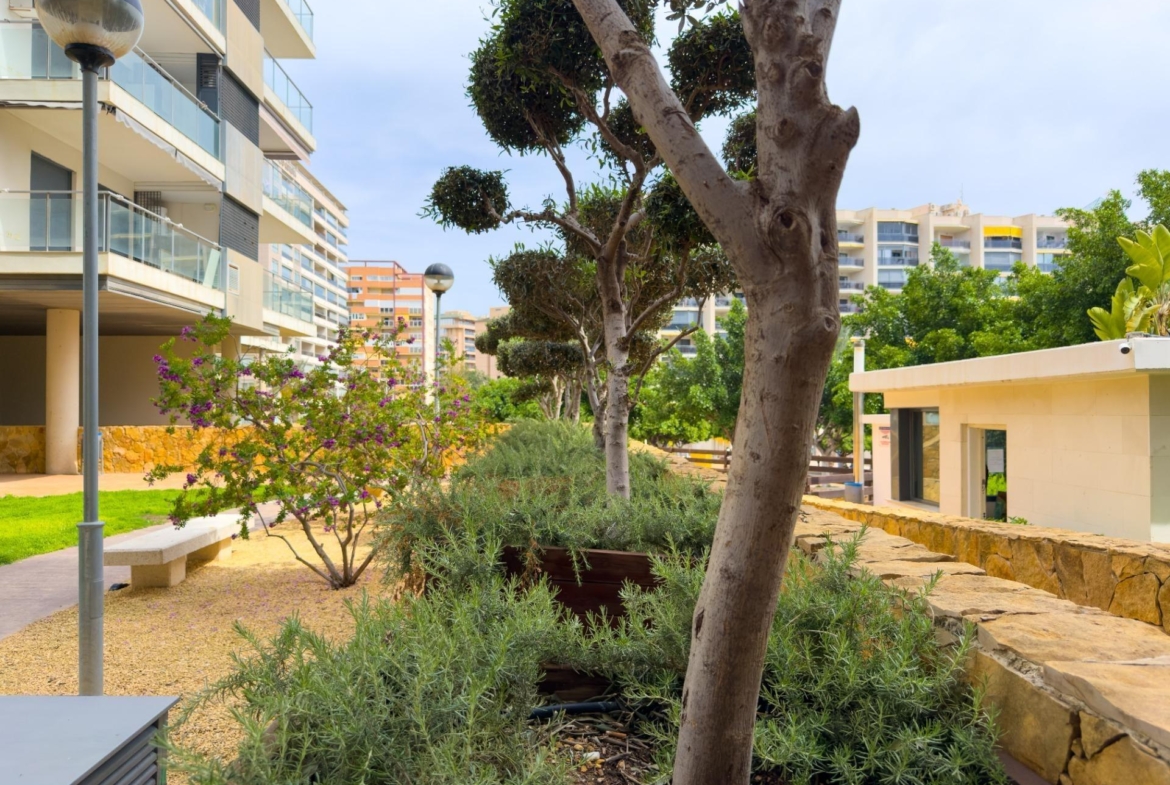 Coqueto apartamento a 200 m de la playa de la Cala de Finestrat
