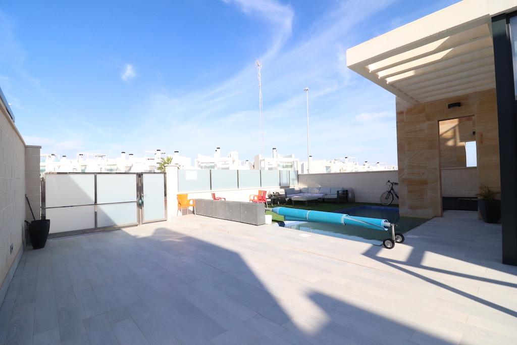 Spectaculaire onafhankelijke villa in Lomas de Cabo Roig
