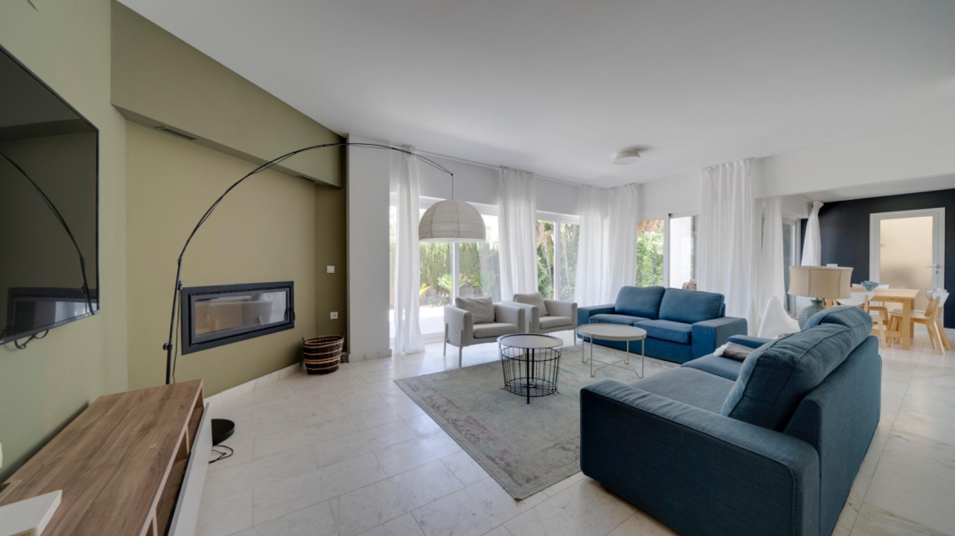 Luxury Villa in the central area of Albir