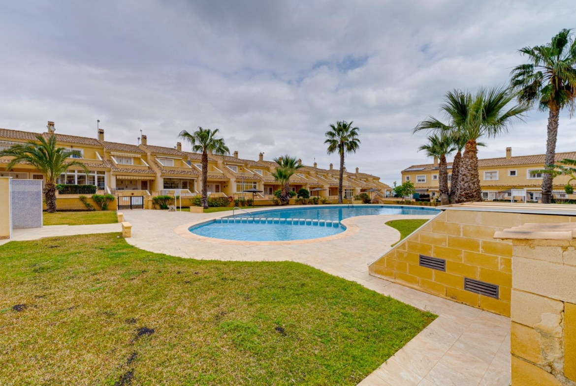 Large corner semi-detached house with sea views,