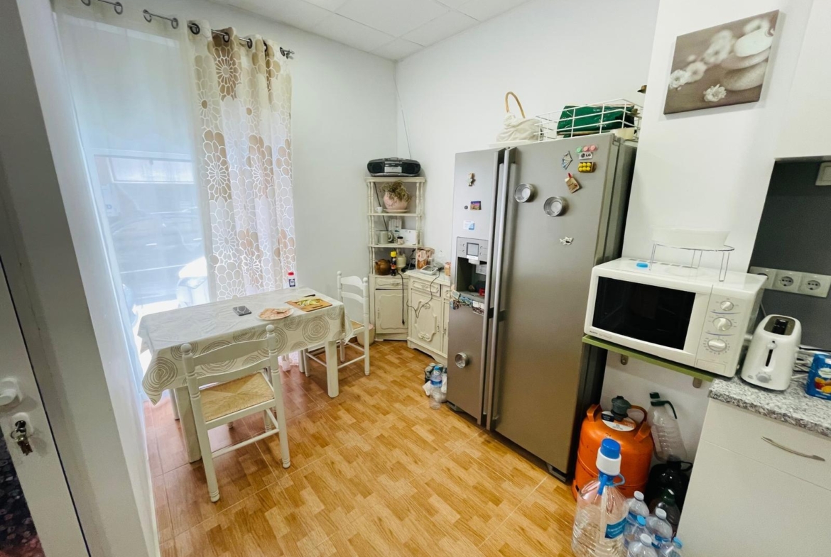 Commercial premises enabled for housing in Carolinas Altas.