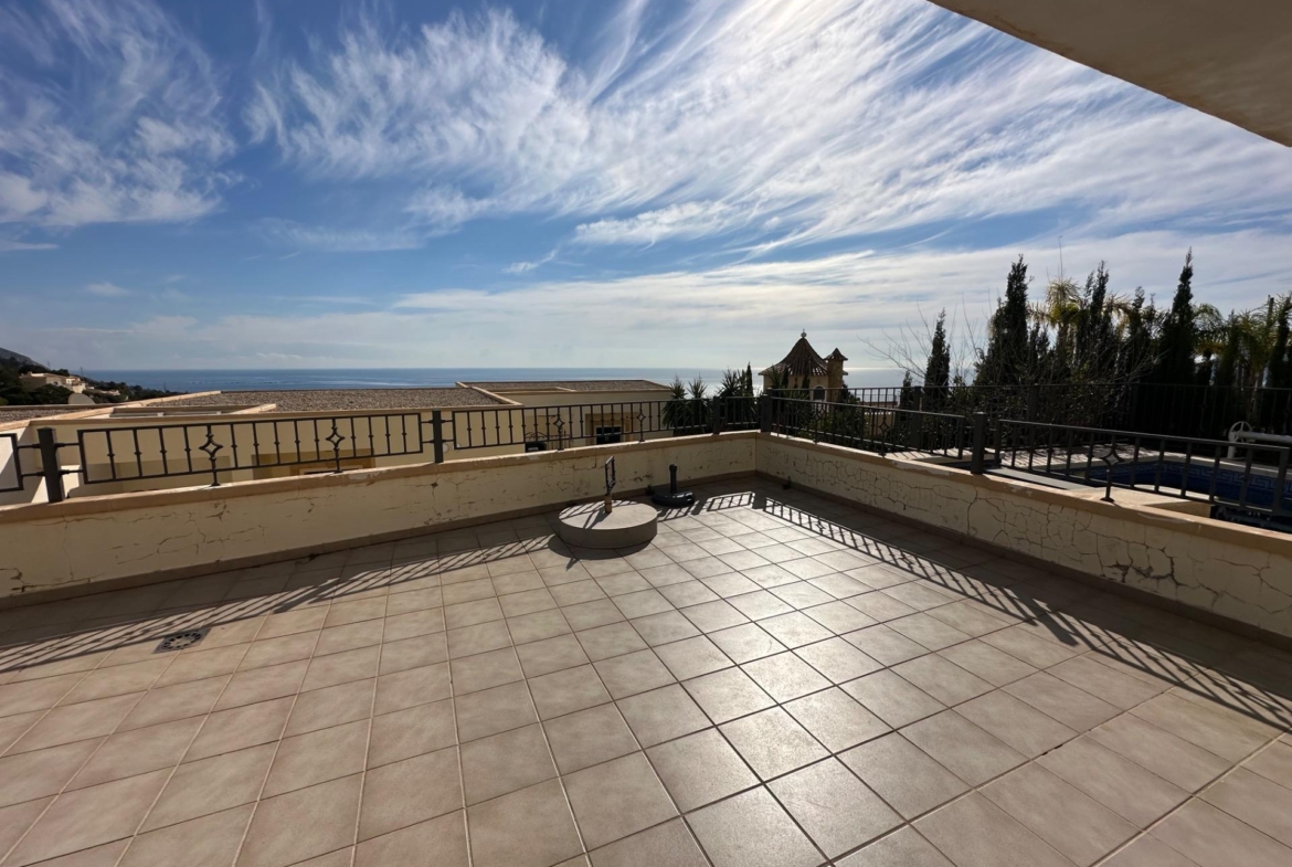 🌊 EXCLUSIVE APARTMENT WITH PANORAMIC SEA VIEWS IN ALTEA 🌊