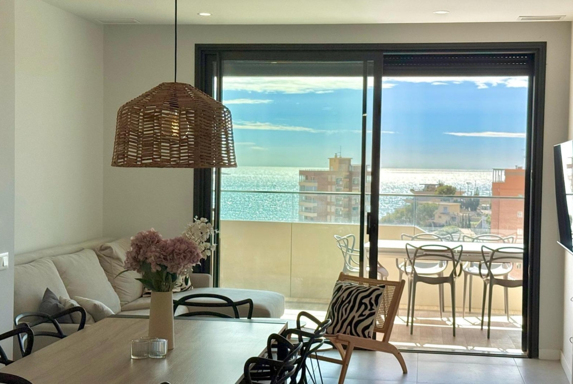 Luxe appartement te koop met prachtig uitzicht op zee