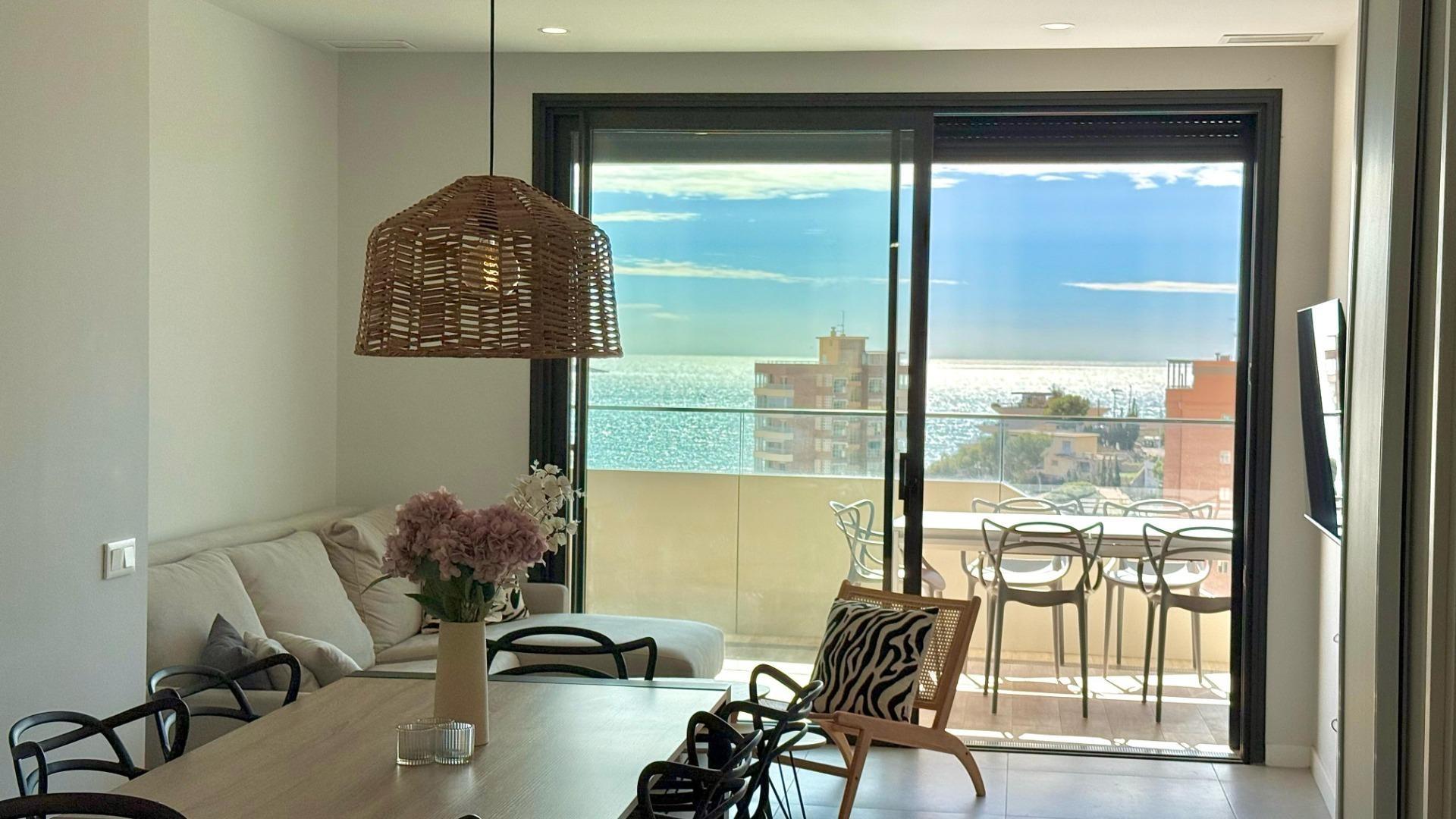 Luxe appartement te koop met prachtig uitzicht op zee