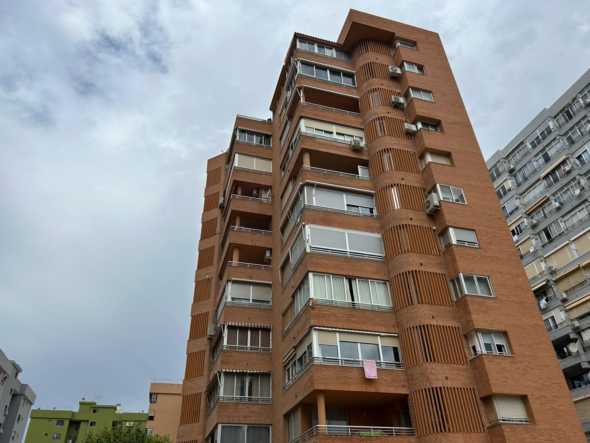 2-2-252 Apartment in Benidorm – Live in the Heart of the Costa Blanca
