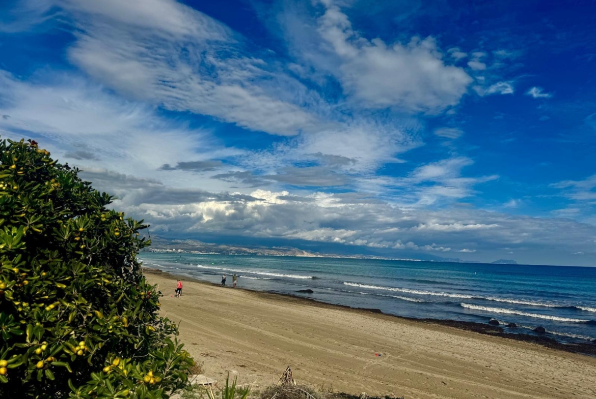 Chalet Pareado con Vistas al Mar en Cabo de las Huertas