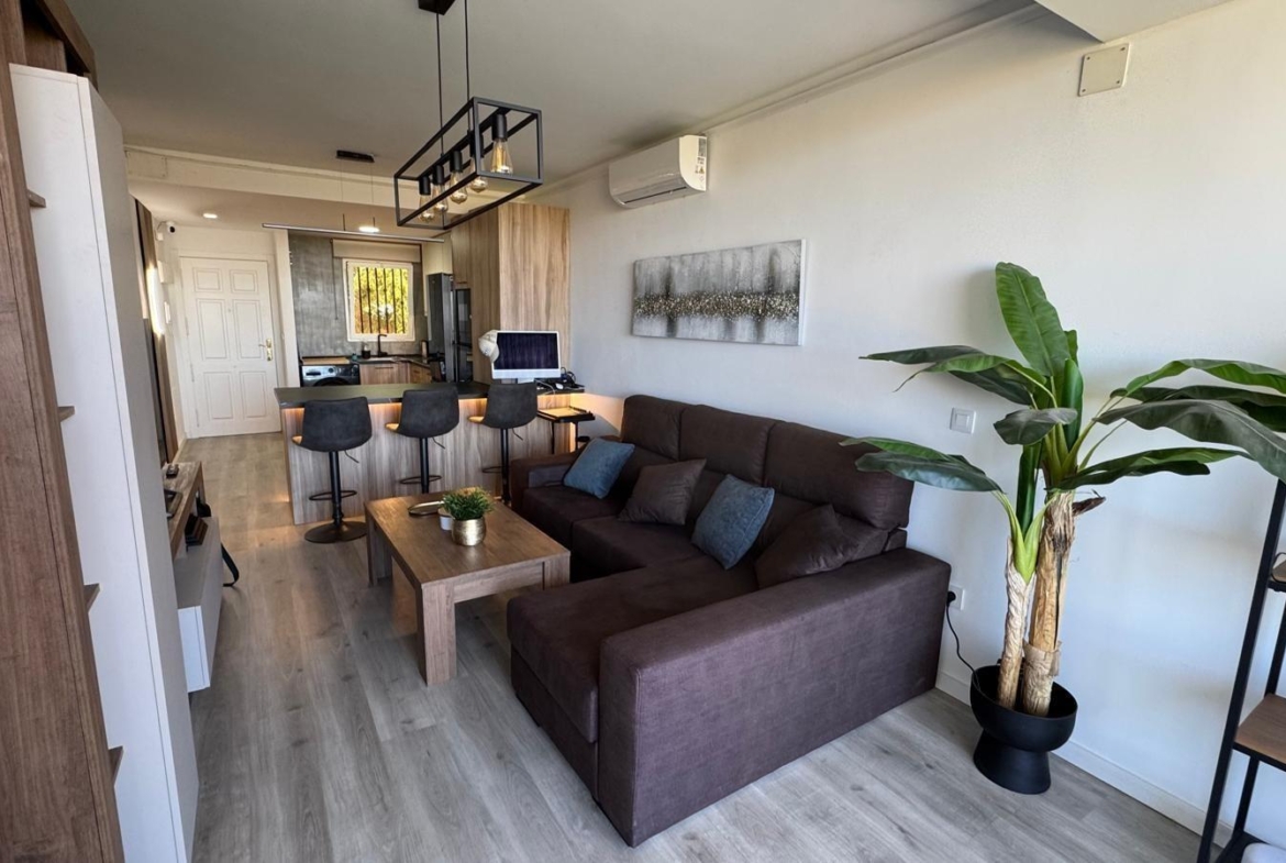 Exclusivo Piso de 2 Dormitorios en el Campo de Golf Bonalba, Mutxamel