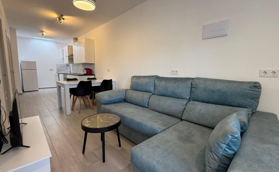Bungalow with newly renovated, 2 bedrooms, 1 bathroom