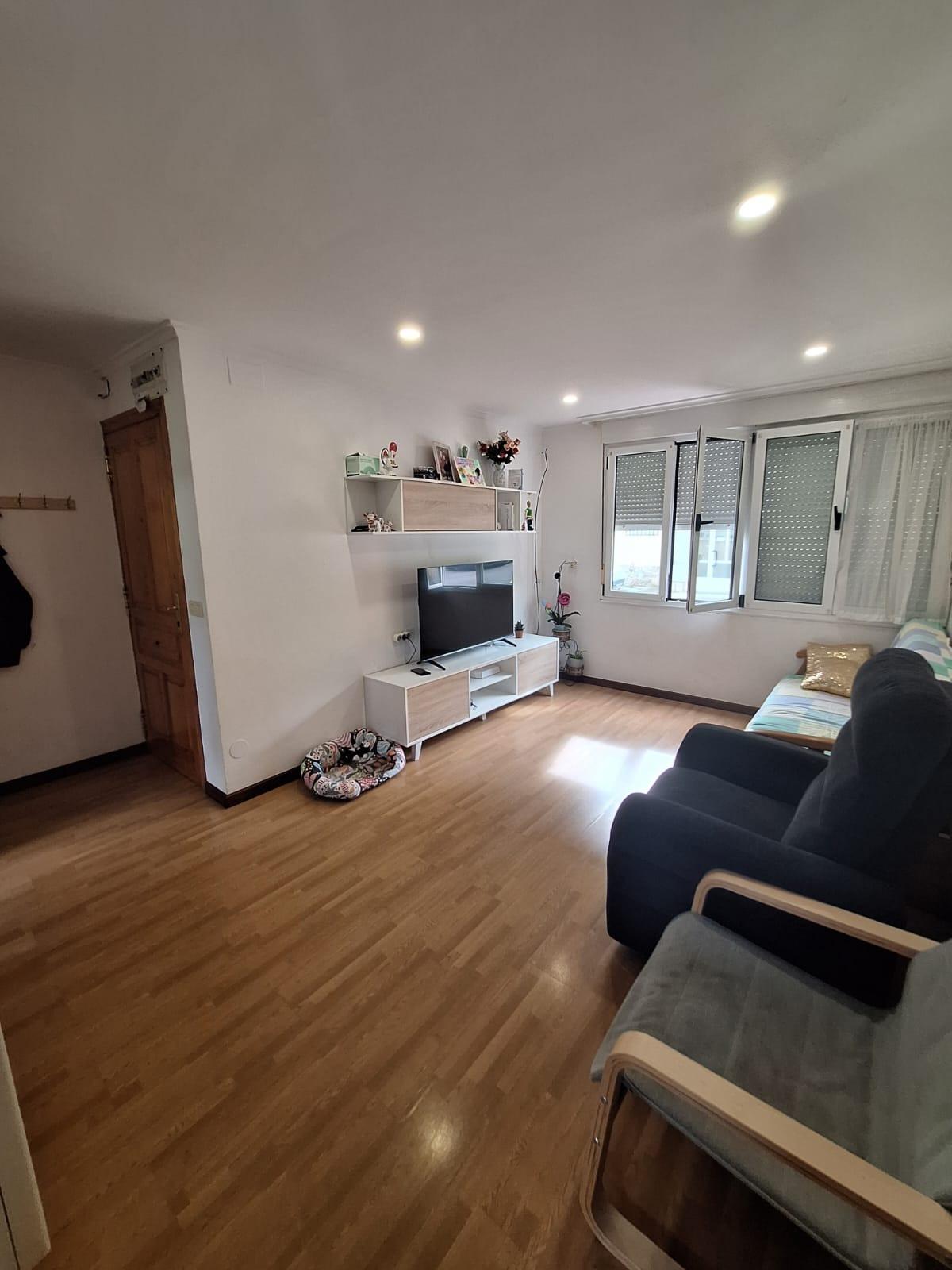 Económico piso en Alfaraz