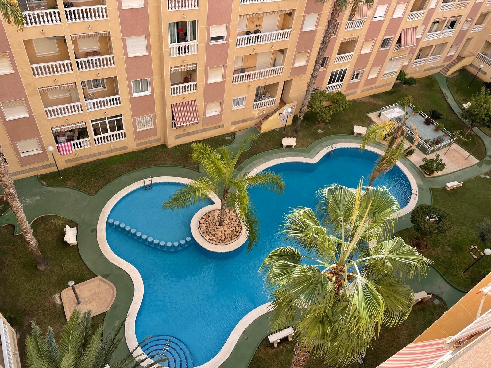 Charming Apartment in Torrevieja – Parque de las Naciones 🌞 2 bedrooms 1 bathroom with pool and garage
