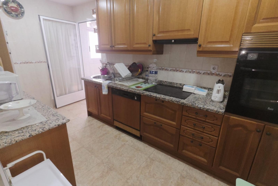 Magnifica vivienda en pleno centro de Alicante con ascensor y garaje, junto al Corte Inglés