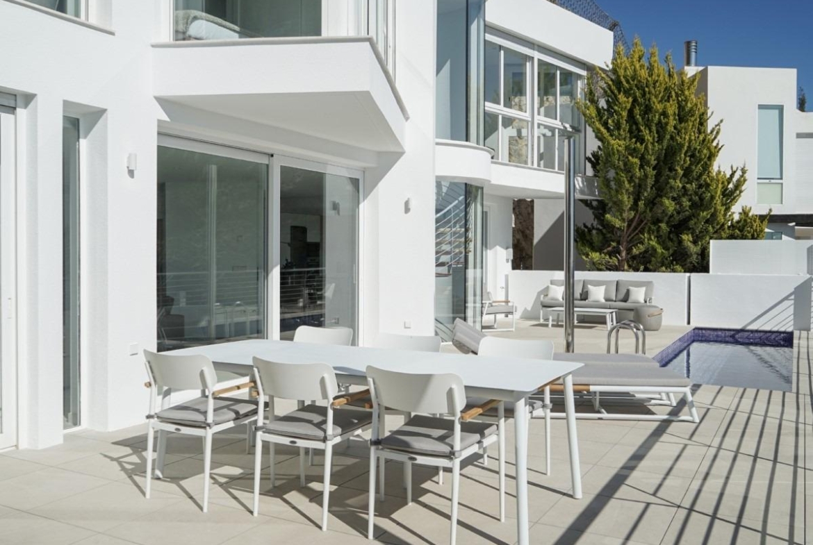 Luxe villa met uitzicht op zee in Sierra de Altea