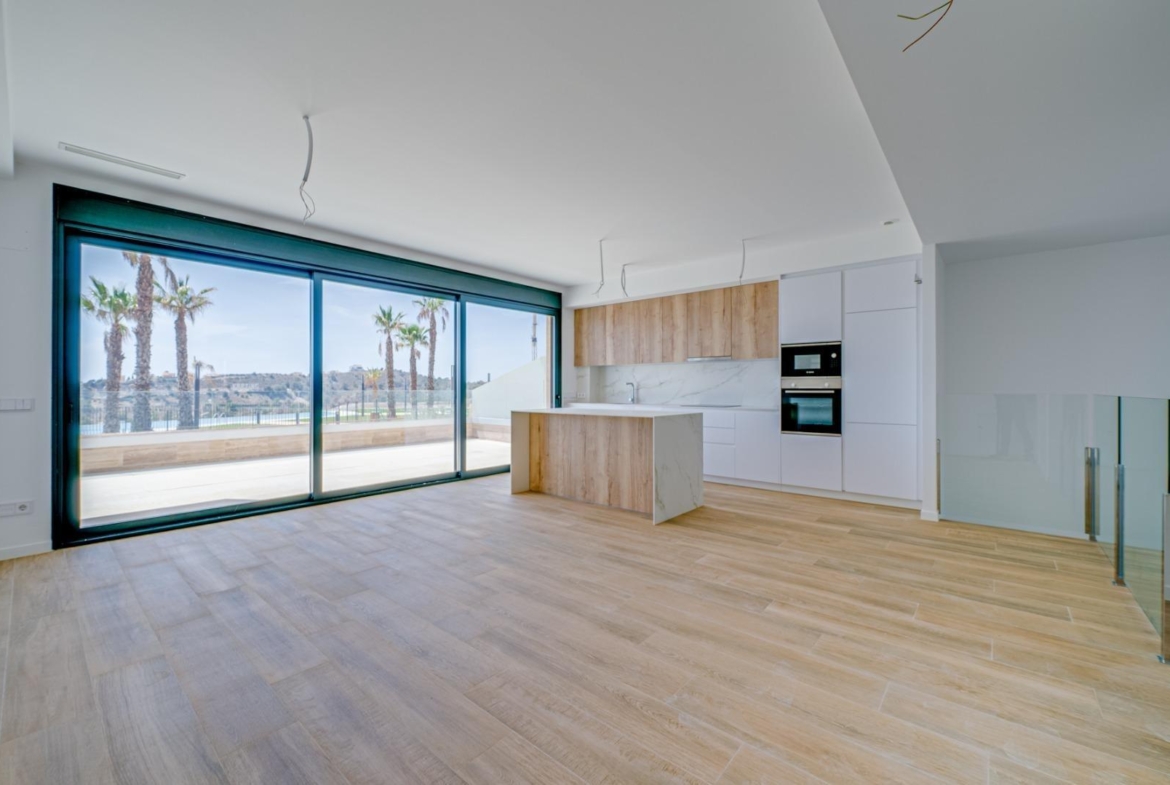 New spacious duplex in Finestrat.
