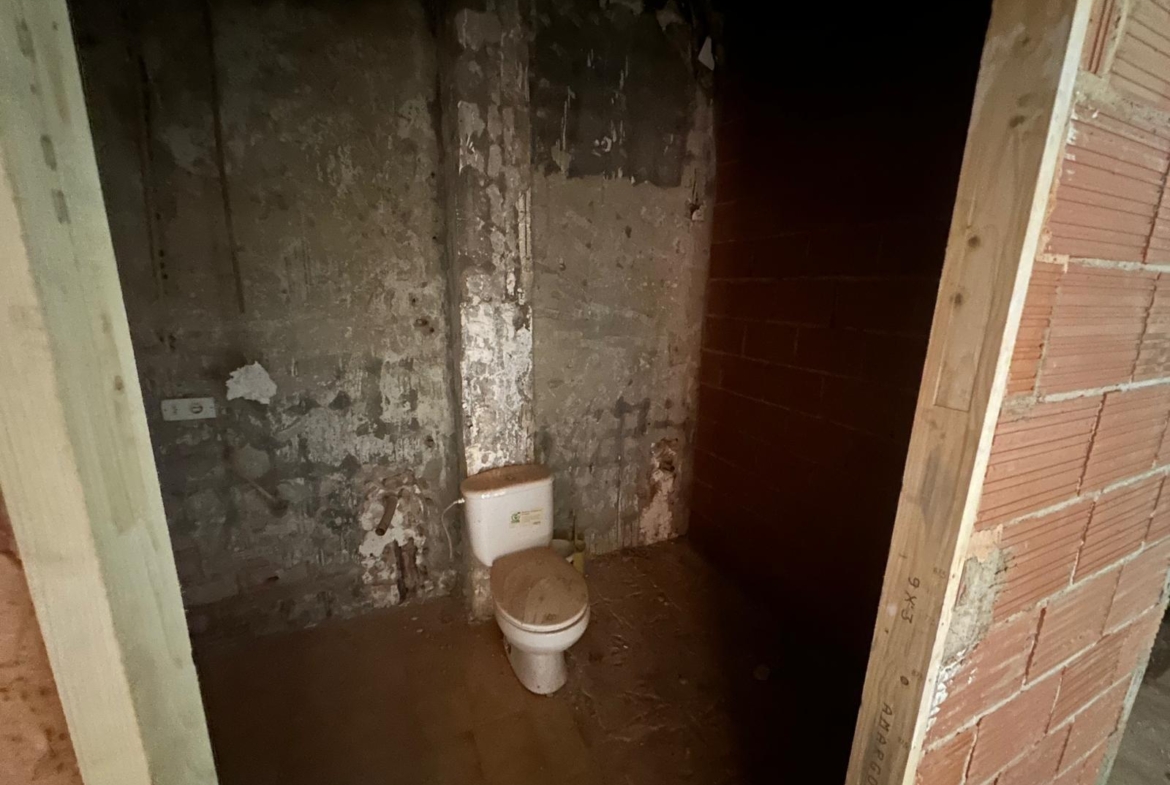 Premises for renovation in Alicante