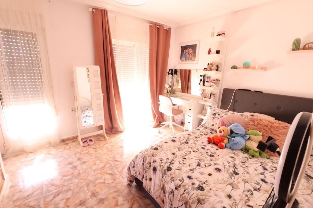 La Zenia home + business